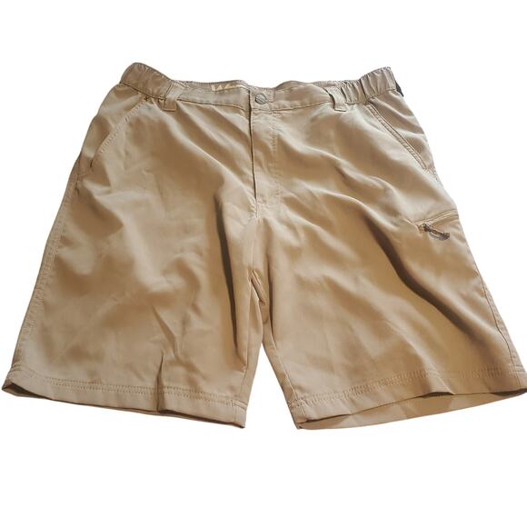 Wrangler Size 34x10 Men's Performance Elastic Waist Shorts in Light Gray Outdoor - Picture 1 of 8